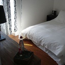 Chambre La Bastie d'Urfé