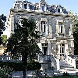 Vue extérieure Les Cedres Logis