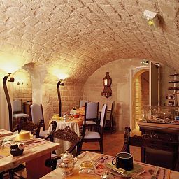 Breakfast room within restaurant de Latour-Maubourg Fotos