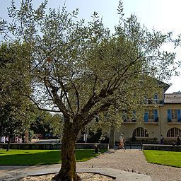 L IroKo INTER-HOTEL Aix-les-Bains