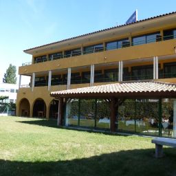 Best Western Bed and Suites Gemenos