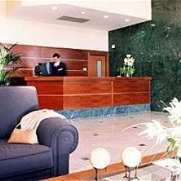 Reception TRYP Madrid Las Matas Hotel Fotos