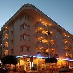 Duquesa Playa Aparthotel Santa Eulària des Riu SANTA EULÀLIA