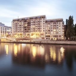  Riverside City Hotel & Spa