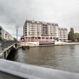  Riverside City Hotel & Spa