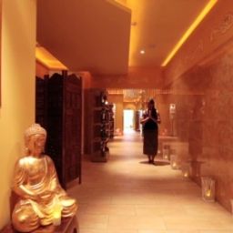  Riverside City Hotel & Spa