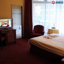 Номер Riverside City Hotel & Spa