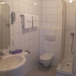 Bathroom Suedlohner Hof Fotos