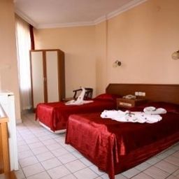 Zimmer Acar Hotel