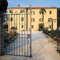 Exterior view Borgo Casa Bianca