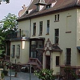 Exterior view Schloss Gattersburg Fotos