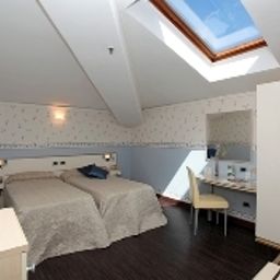 Paradise Hotel