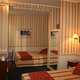 Room Poussin