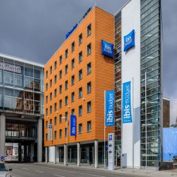 Фасад Ibis Budget