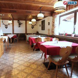 Sala colazione nel ristorante Pension Glungezer in Tulfes bei Innsbruck