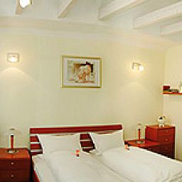 Room Forsthaus Remstecken Waldhotel