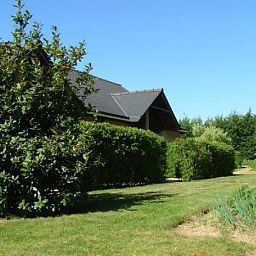 Außenansicht Les Dineux Village
