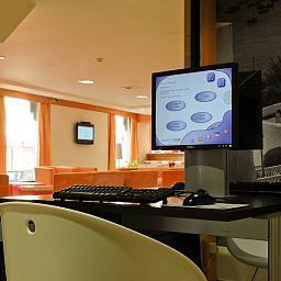  Sinerama Aparthotel
