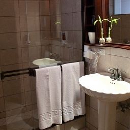 Bathroom Plaza Real Apartments & Suites Fotos