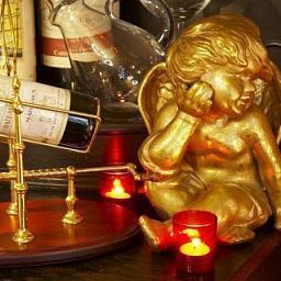  7 Angels Residence