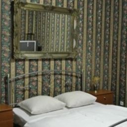  7 Angels Residence