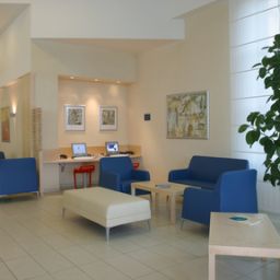 Halle Holiday Inn Express BOLOGNA - FIERA
