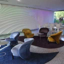 Hall Hilton Garden Inn Bari Italy