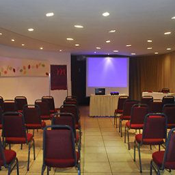 Conference room Mercure Fortaleza Meireles Hotel
