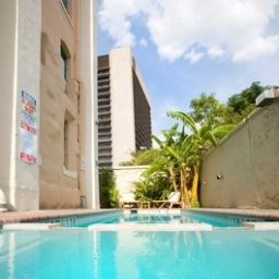 Бассейн Holiday Inn Express SAN ANTONIO N-RIVERWALK AREA