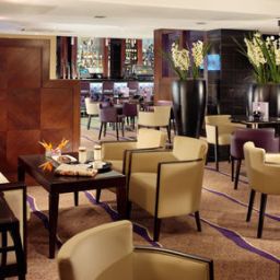 Бар Crowne Plaza LONDON - EALING