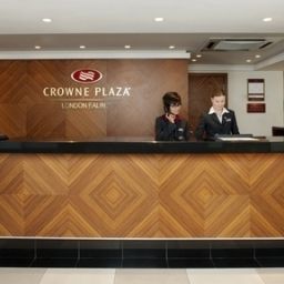 Холл Crowne Plaza LONDON - EALING