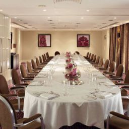 Интерьер Crowne Plaza LONDON - EALING