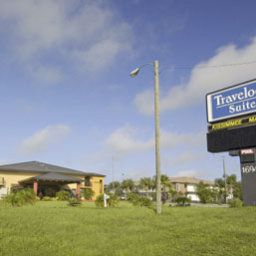 Exterior view Travelodge Kissimmee Maingate Suites