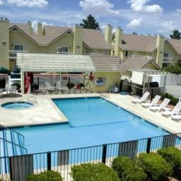 Piscina Chase Suite Hotel El Paso Airport