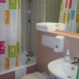 Bathroom Come-Inn
