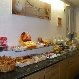 Buffet Come-Inn