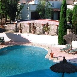 Pool Thalasso-Spa Ile de la Lagune Chateaux et Hotels Collection