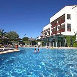 Pool Thalasso-Spa Ile de la Lagune Chateaux et Hotels Collection