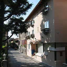 Mavino Sirmione