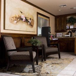 Hall Emerald Suites Cameron