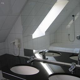 Camera da bagno Lindenhof