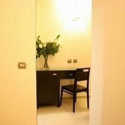 Room Yes