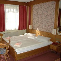 Room Krone Post