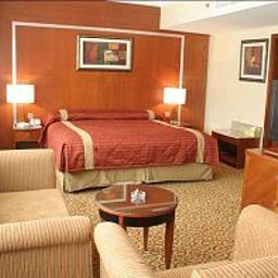Suite Ramee Royal