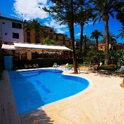 Exterior view Eden