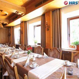 Breakfast room within restaurant An der Peitnach Gästehaus