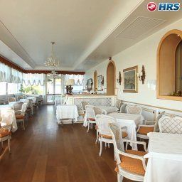 Sala colazione nel ristorante Villa Laguna All Suites