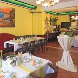 Sala de desayuno en el restaurante Wilken Hotel & Brasserie