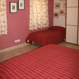  Country House Entropia