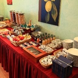 Buffet Sankt Andreas Garni
